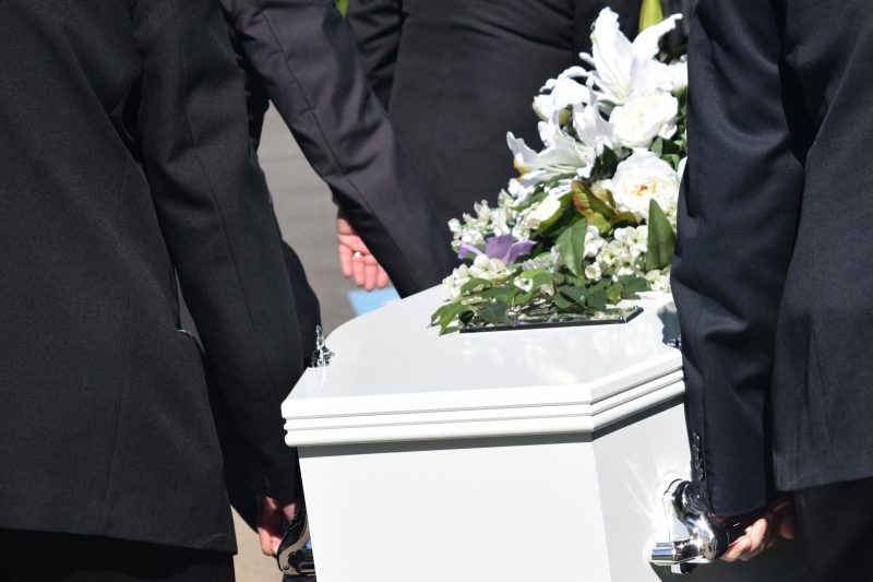 funeraire-HYERES-min_death-2421820